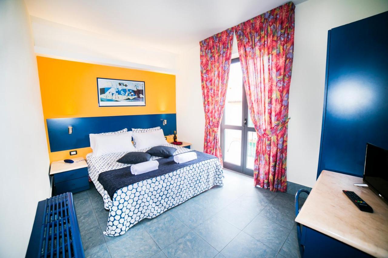 Hotel Raphael Монтекатини-Терме Экстерьер фото